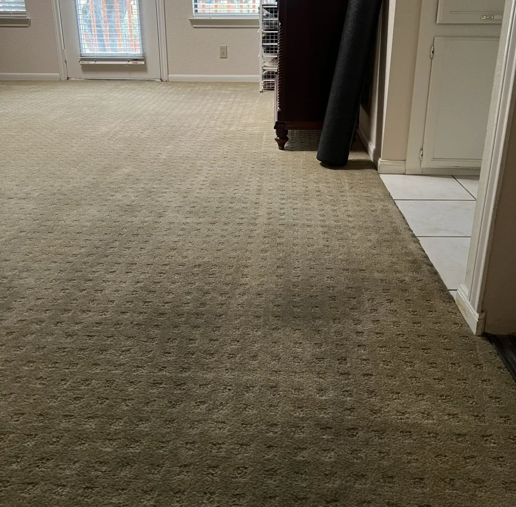 Austin Carpet Stretching Before and After - Santa Fe Floor Care