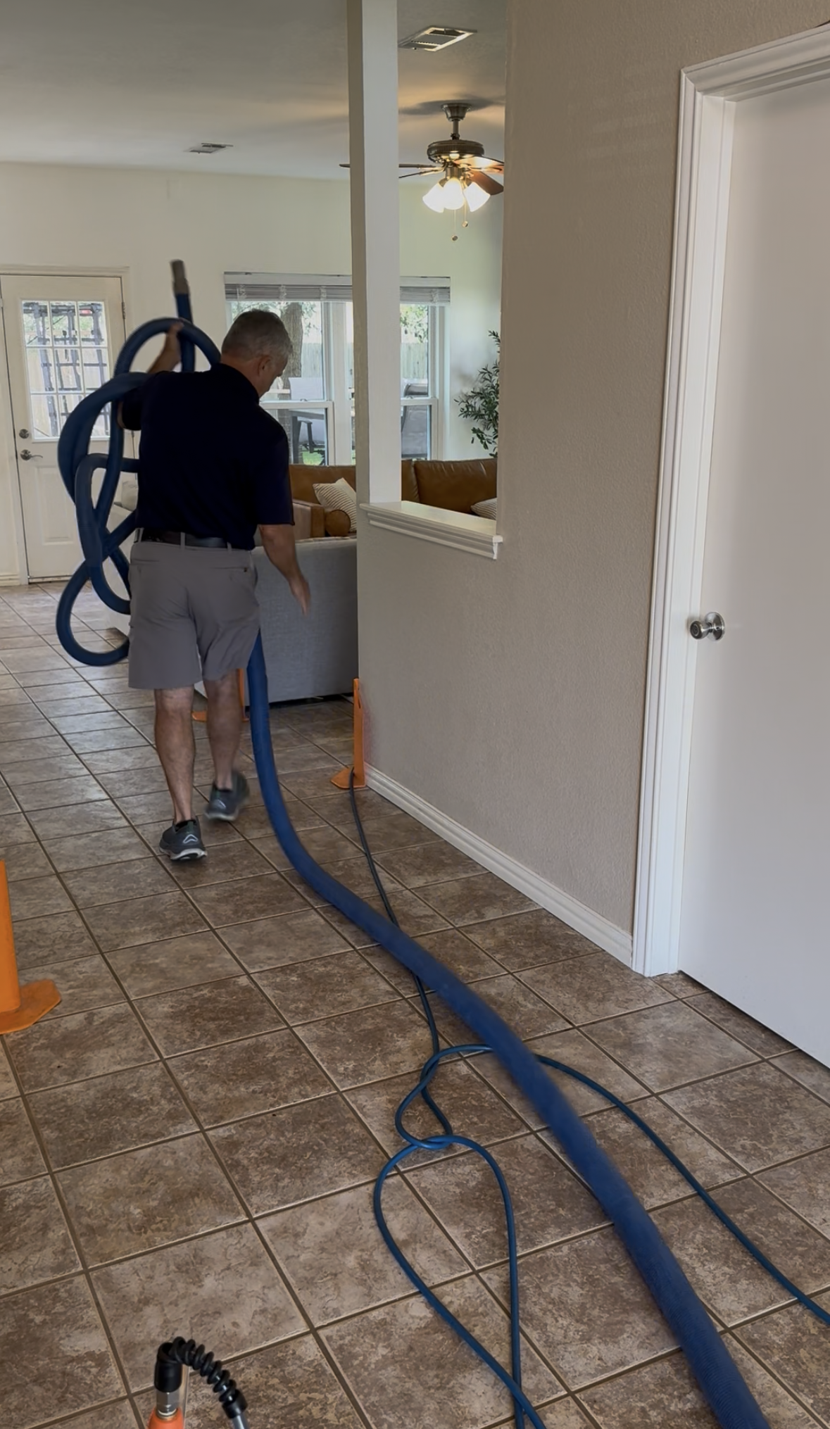 santa-fe-floor-care-technician-equipment-tile-grout-cleaning santa-fe-floor-care-technician-equipment-tile-grout-cleaning